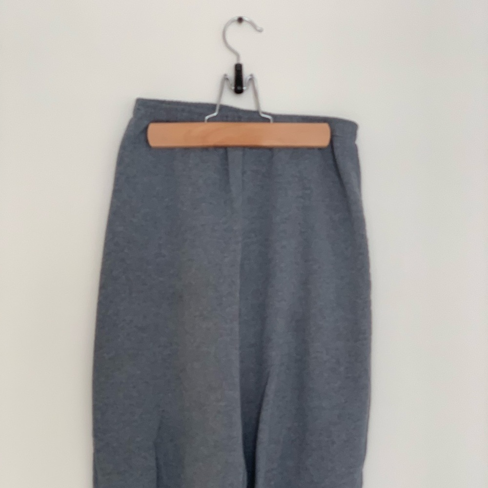Grey sweatpants - Picture 3 of 3